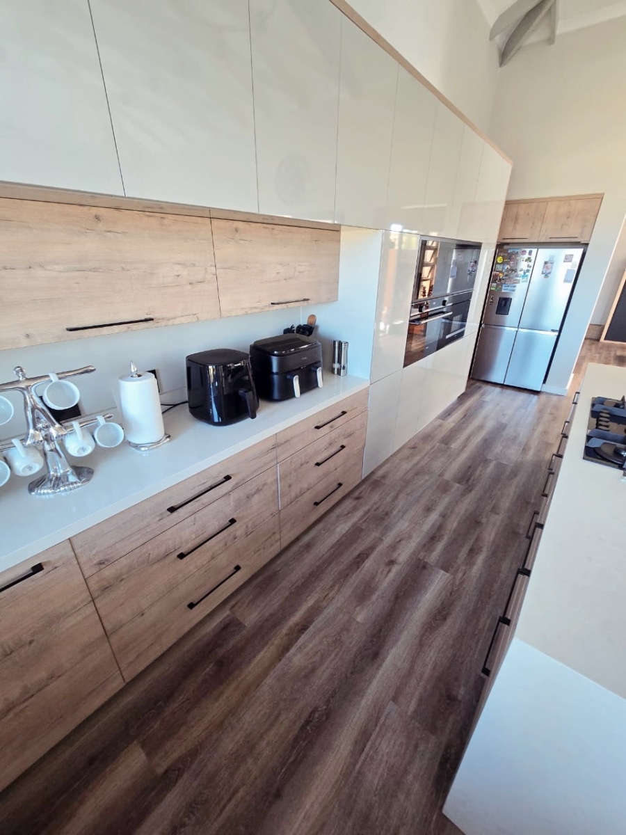 4 Bedroom Property for Sale in Oubaai Western Cape